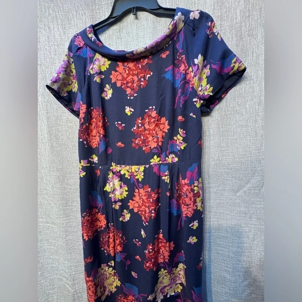 Boden silk floral roll collar midi dress US10 - Picture 5 of 12